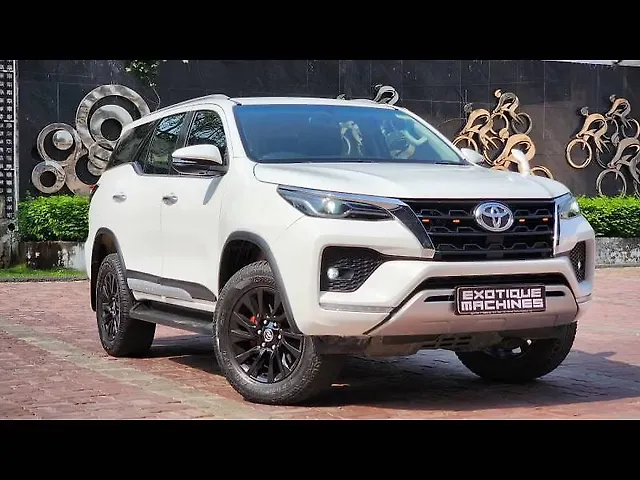 Used Toyota Fortuner 4X4 AT 2.8 Diesel in Lucknow