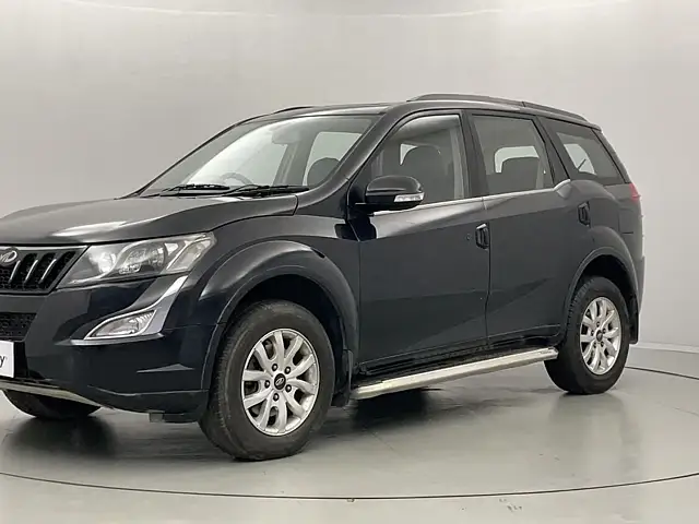 Used 2016 Mahindra XUV500 in Jaipur