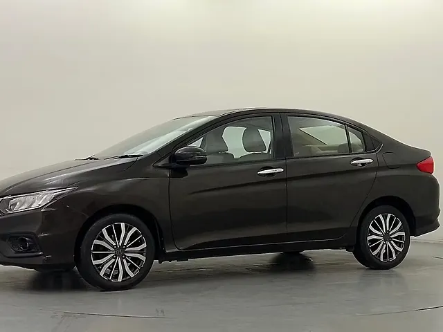 Used 2017 Honda City in Delhi