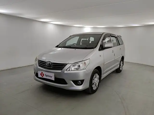 Used 2012 Toyota Innova in Indore