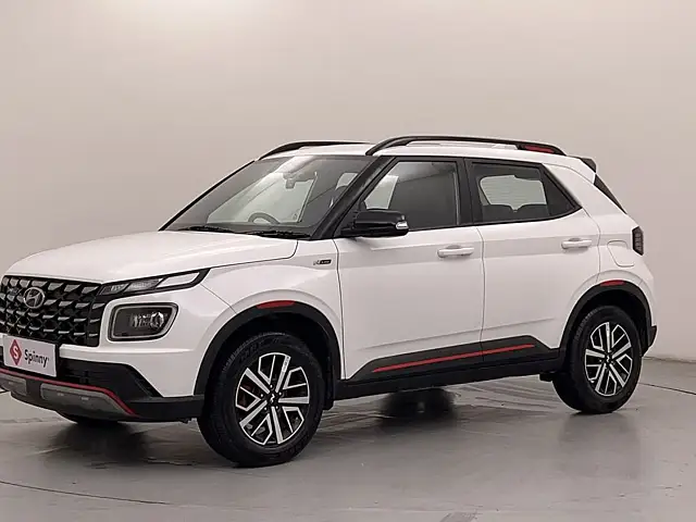 Used 2023 Hyundai Venue in Lucknow
