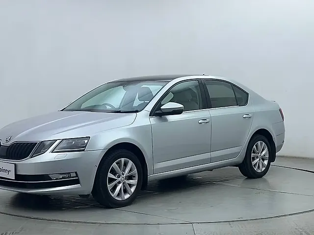 Used 2018 Skoda Octavia in Thane