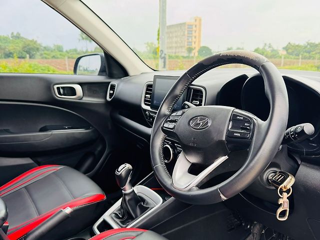 Used Hyundai Venue SX 1.5 Diesel in Surat
