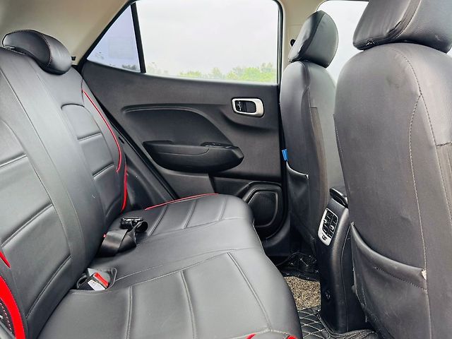 Used Hyundai Venue SX 1.5 Diesel in Surat