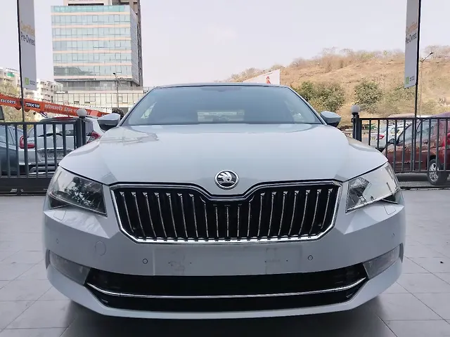 Used 2020 Skoda Superb in Pune