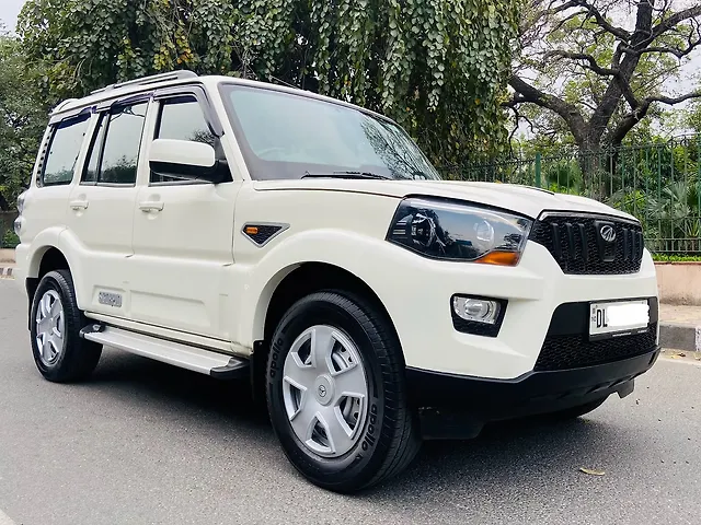 Used 2017 Mahindra Scorpio in Delhi