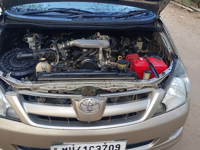 Used Toyota Innova [2005-2009] 2.5 G4 7 STR in Satara