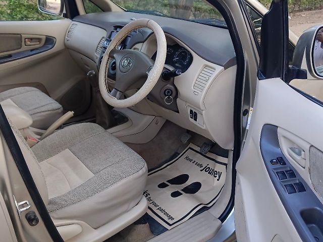 Used Toyota Innova [2005-2009] 2.5 G4 7 STR in Satara