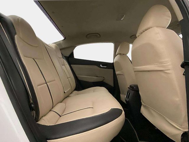 Used Hyundai Verna [2015-2017] 1.6 VTVT SX in Ahmedabad