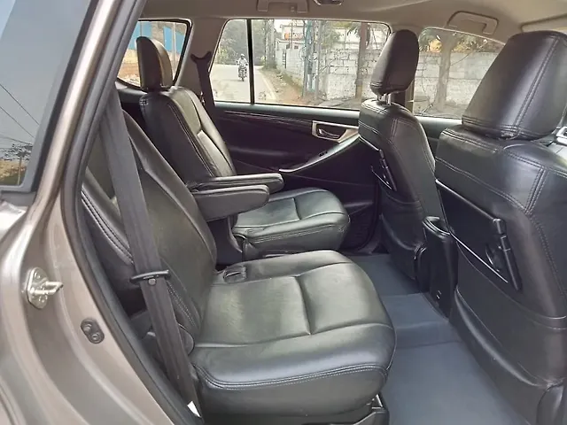 Used Toyota Innova Crysta [2016-2020] 2.4 VX 7 STR [2016-2020] in Hyderabad