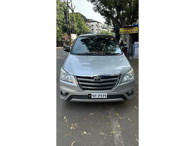 Used 2014 Toyota Innova in Thane