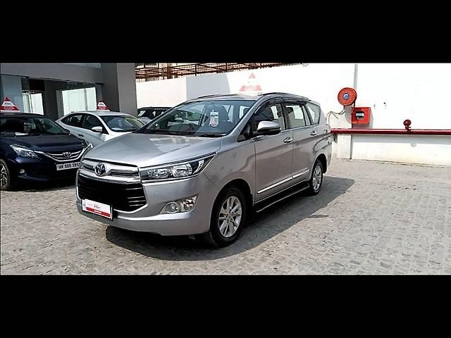 Used Toyota Innova Crysta [2016-2020] 2.4 G 7 STR [2016-2017] in Delhi