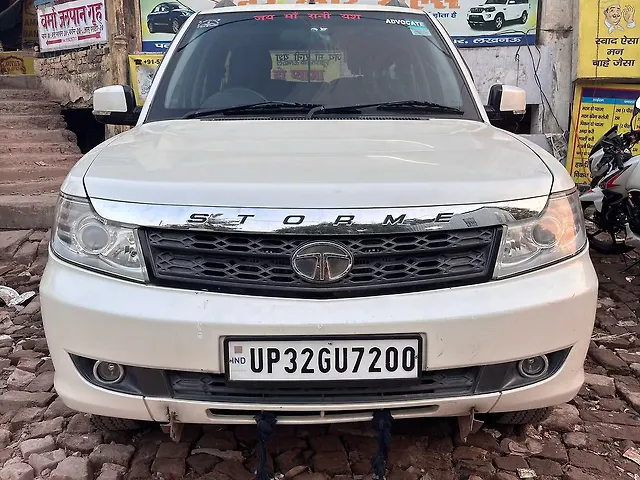 Used 2016 Tata Safari in Lucknow
