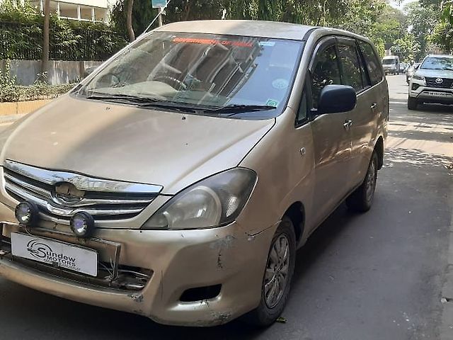 Used Toyota Innova [2009-2012] 2.5 VX 8 STR BS-IV in Kolkata
