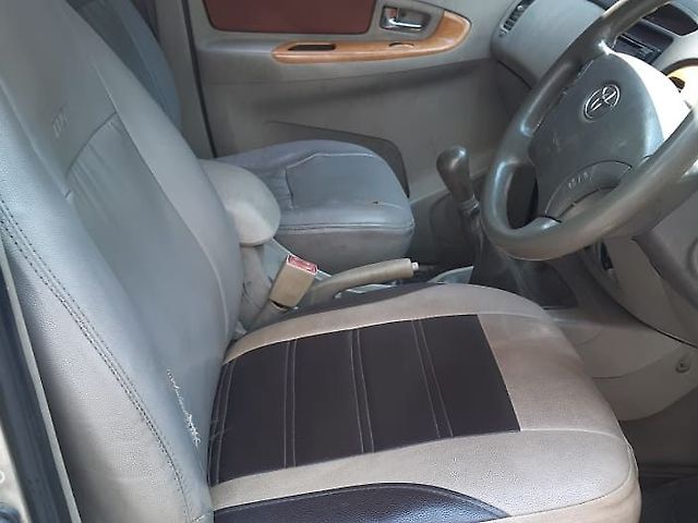 Used Toyota Innova [2009-2012] 2.5 VX 8 STR BS-IV in Kolkata