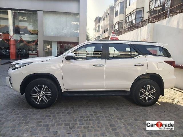 Used Toyota Fortuner [2016-2021] 2.8 4x2 MT [2016-2020] in Delhi
