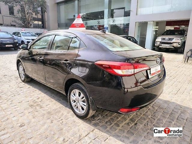 Used Toyota Yaris V MT in Delhi