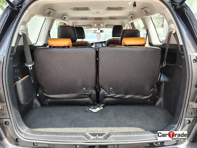 Used Toyota Innova Crysta [2016-2020] 2.4 GX 7 STR [2016-2020] in Delhi