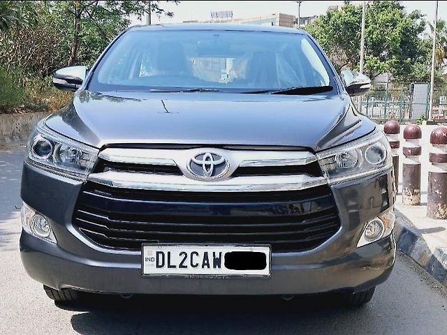 Used 2017 Toyota Innova Crysta in Delhi