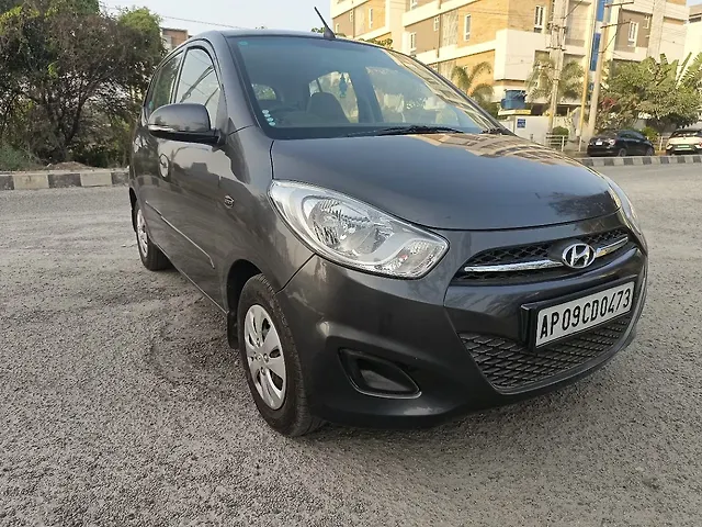 Used 2011 Hyundai i10 in Hyderabad