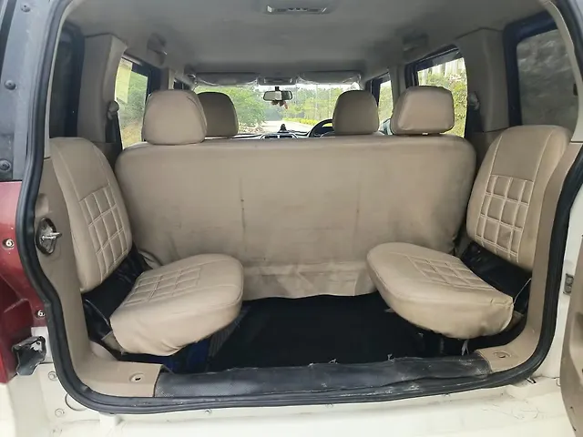 Used Mahindra TUV300 [2015-2019] T8 in Hyderabad
