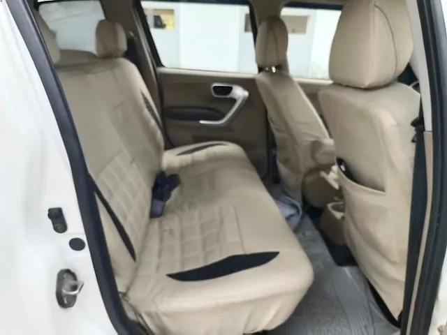 Used Mahindra TUV300 [2015-2019] T8 in Hyderabad