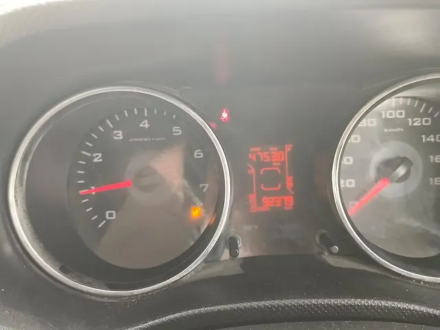 Used Mahindra TUV300 [2015-2019] T8 in Hyderabad