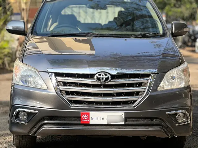 Used 2014 Toyota Innova in Nashik