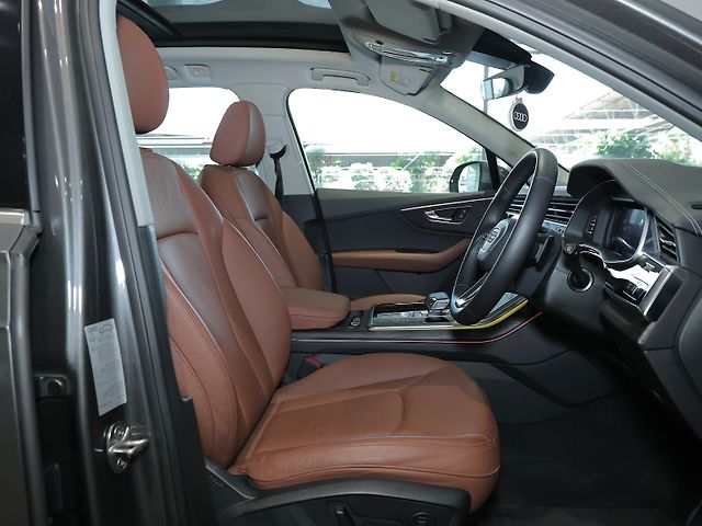 Used Audi Q7 [2022-2024] Technology 55 TFSI in Ahmedabad