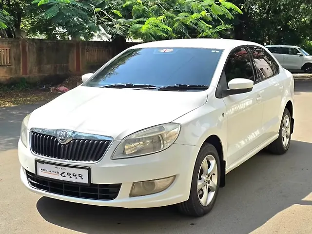 Used 2015 Skoda Rapid in Nashik