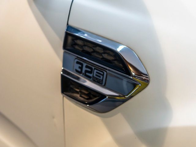 Used Ford Endeavour [2016-2019] Titanium 3.2 4x4 AT in Delhi
