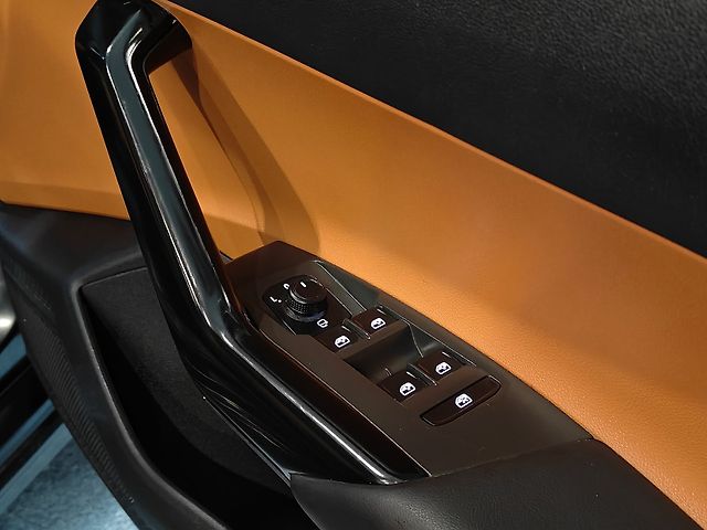Used Volkswagen Virtus Topline 1.0 TSI MT in Ahmedabad
