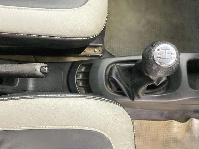 Used Maruti Suzuki Wagon R 1.0 [2014-2019] LXI in Ahmedabad