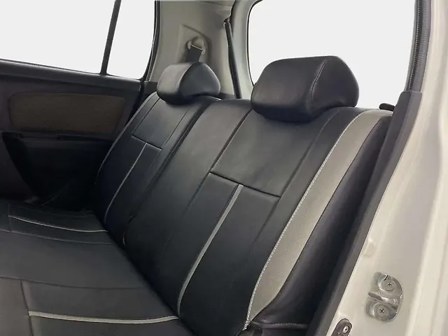 Used Maruti Suzuki Wagon R 1.0 [2014-2019] LXI in Ahmedabad