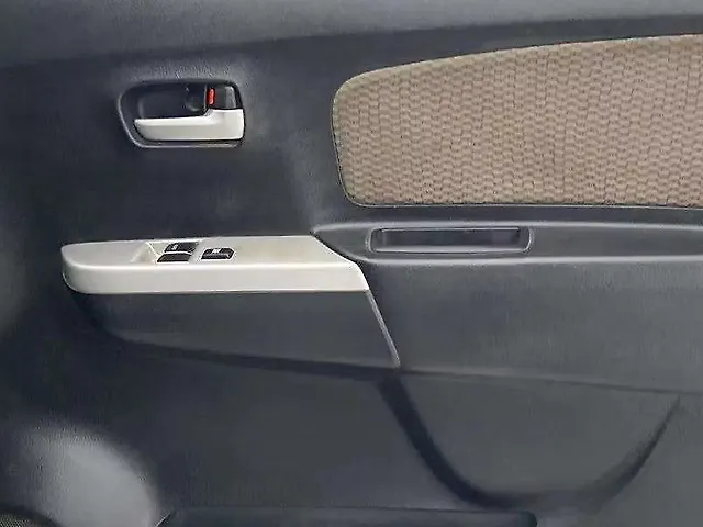 Used Maruti Suzuki Wagon R 1.0 [2014-2019] LXI in Ahmedabad