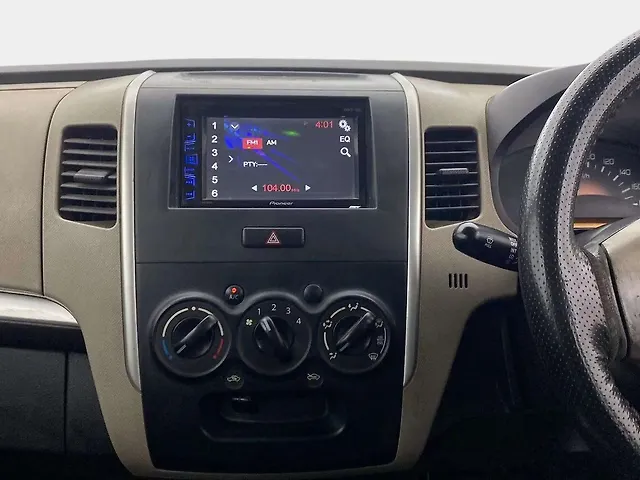 Used Maruti Suzuki Wagon R 1.0 [2014-2019] LXI in Ahmedabad