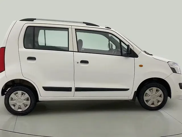 Used Maruti Suzuki Wagon R 1.0 [2014-2019] LXI in Ahmedabad