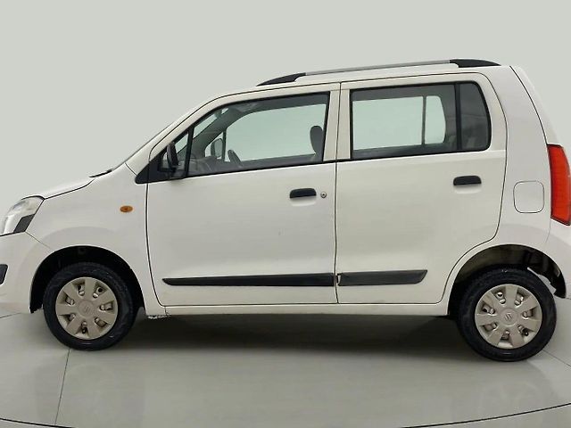Used Maruti Suzuki Wagon R 1.0 [2014-2019] LXI in Ahmedabad