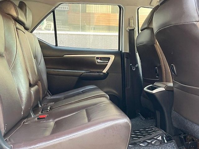 Used Toyota Fortuner [2016-2021] 2.8 4x2 AT [2016-2020] in Chandigarh
