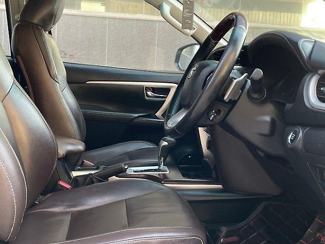 Used Toyota Fortuner [2016-2021] 2.8 4x2 AT [2016-2020] in Chandigarh