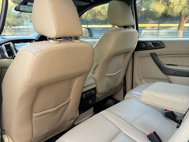Used Ford Endeavour [2016-2019] Titanium 3.2 4x4 AT in Chandigarh