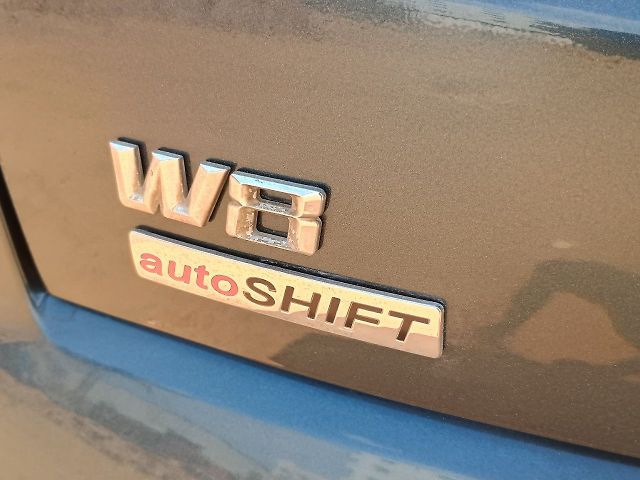 Used Mahindra XUV300 [2019-2024] 1.5 W8 AMT in Bangalore