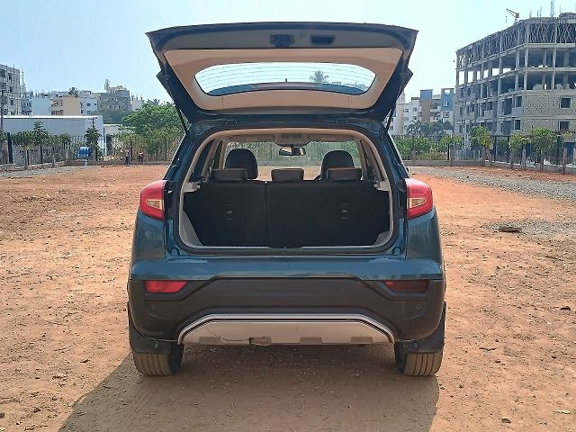 Used Mahindra XUV300 [2019-2024] 1.5 W8 AMT in Bangalore