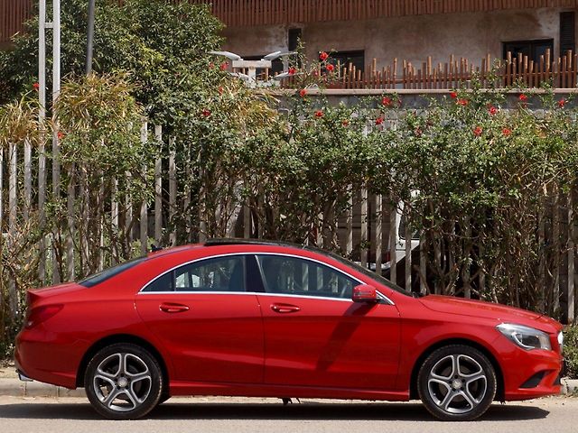 Used Mercedes-Benz CLA [2015-2016] 200 Petrol Sport in Delhi