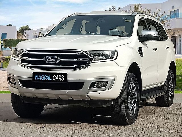 Used Ford Endeavour Titanium Plus 2.2 4x2 AT in Delhi