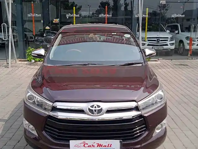 Used 2016 Toyota Innova Crysta in Nashik