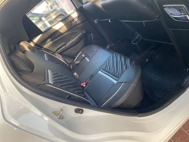 Used Maruti Suzuki Swift [2021-2024] VXi [2021-2023] in Lucknow
