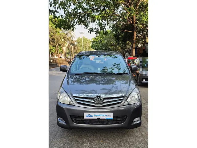 Used 2011 Toyota Innova in Thane