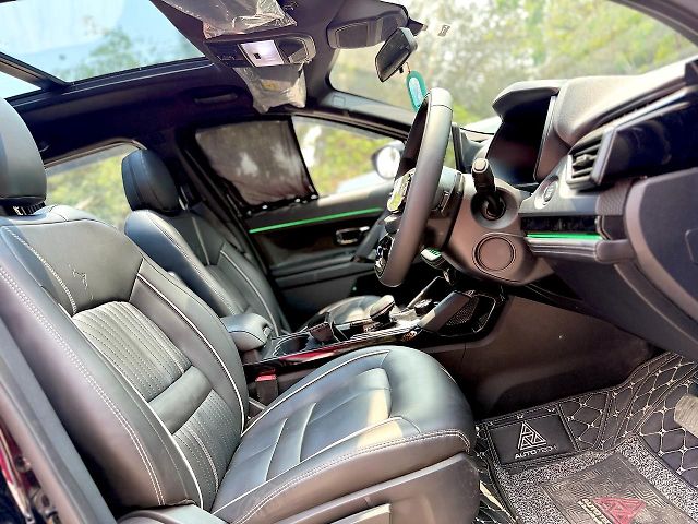 Used Tata Safari Old Generation [2023-2023] XZA Plus 6 S Red Dark Edition in Mumbai