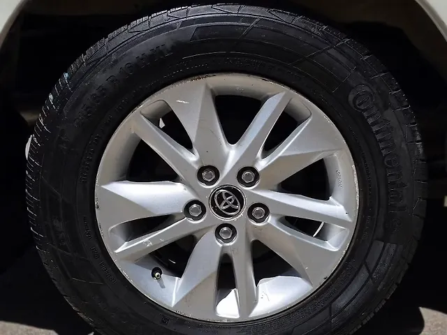 Used Toyota Innova Crysta [2016-2020] 2.8 ZX AT 7 STR [2016-2020] in Chandigarh